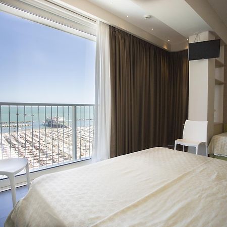 Hotel Excelsior Gabicce Mare Esterno foto