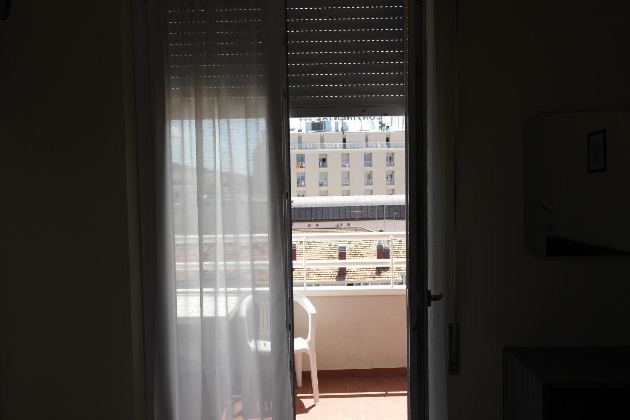 Hotel Excelsior Gabicce Mare Esterno foto