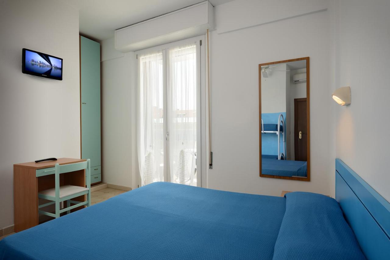 Hotel Excelsior Gabicce Mare Esterno foto