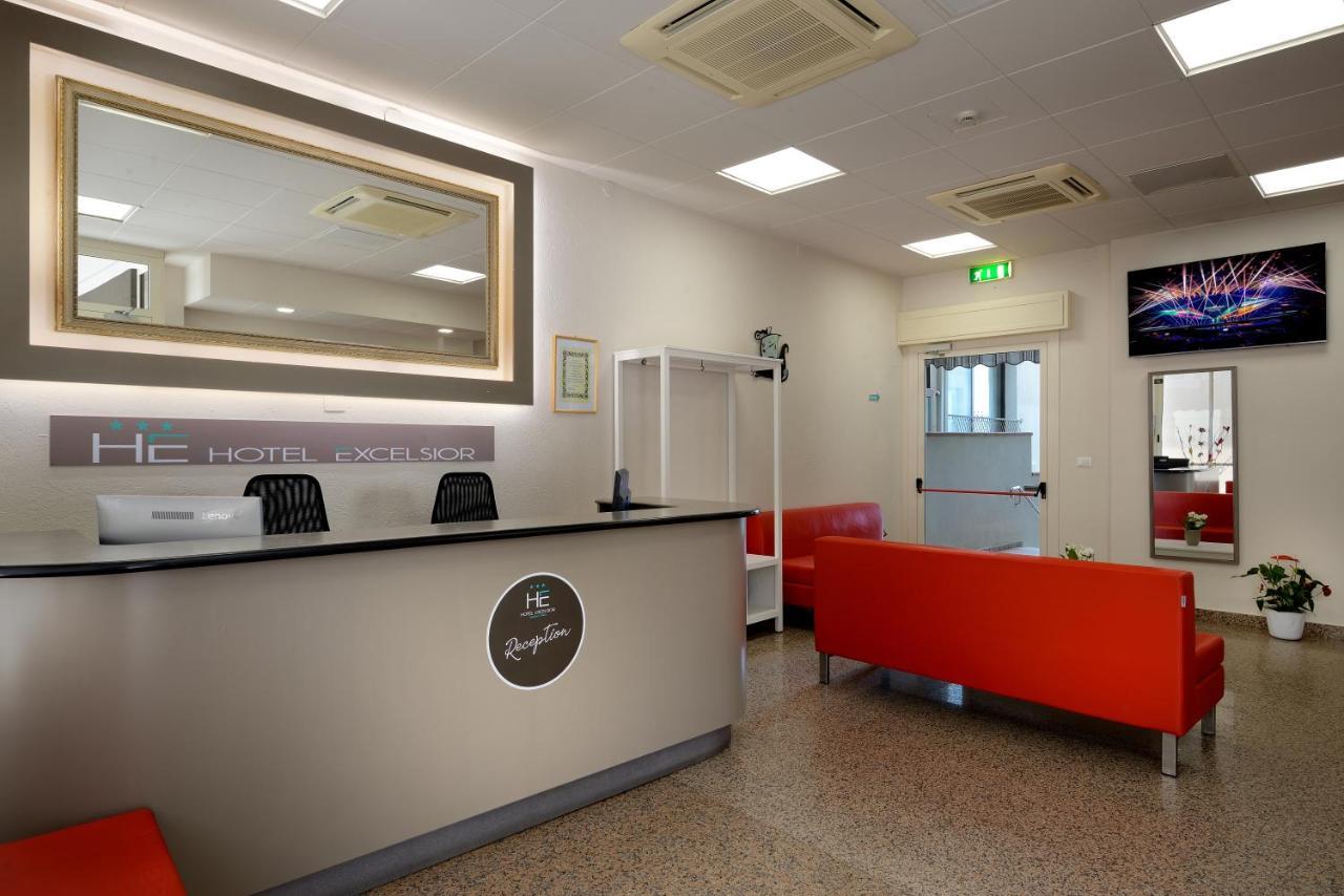 Hotel Excelsior Gabicce Mare Esterno foto