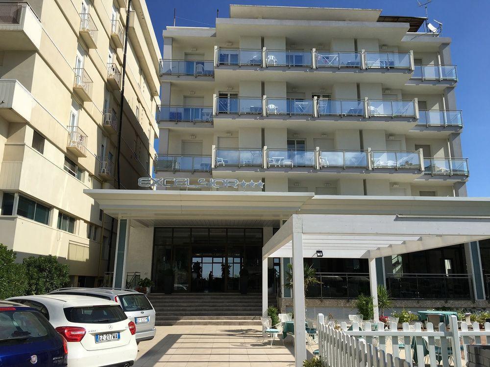 Hotel Excelsior Gabicce Mare Esterno foto