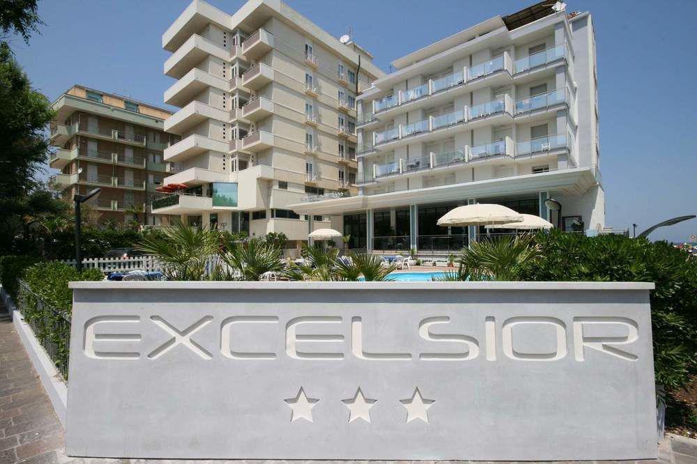 Hotel Excelsior Gabicce Mare Esterno foto