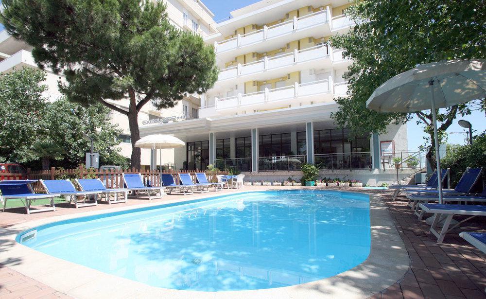 Hotel Excelsior Gabicce Mare Esterno foto